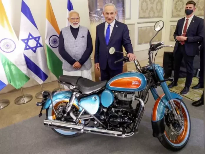 PM Narendra Modi & Benjamin Netanyahu Pose With Royal Enfield Goan Classic 350 in Israel
