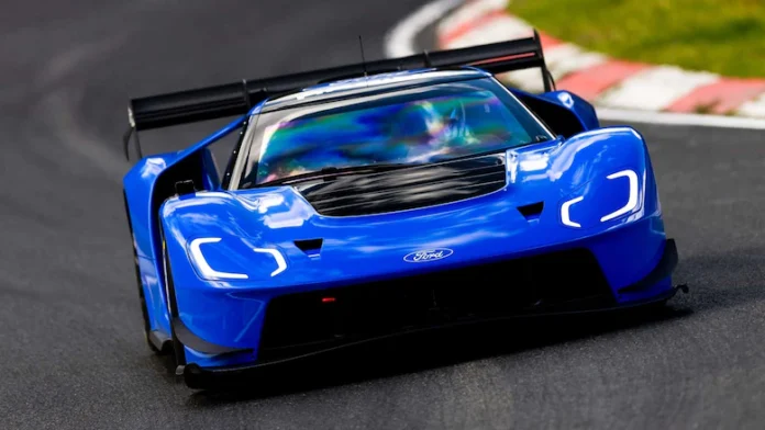 Ford GT Mk IV Sets Nürburgring Record, Beats Corvette by 34 Seconds